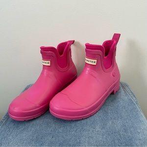 pink hunter chelsea boots